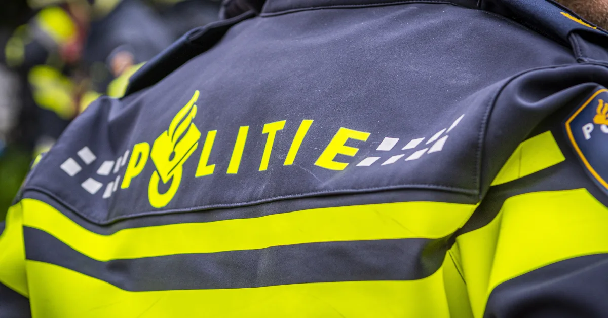 Minderjarige beroofd van telefoon: agressieve verdachte verzet zich bij aanhouding