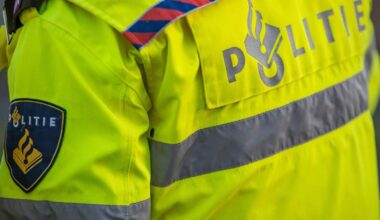 Bij de controles in Haarlem en Alkmaar controleerde de politie ongeveer honderd lesauto’s.