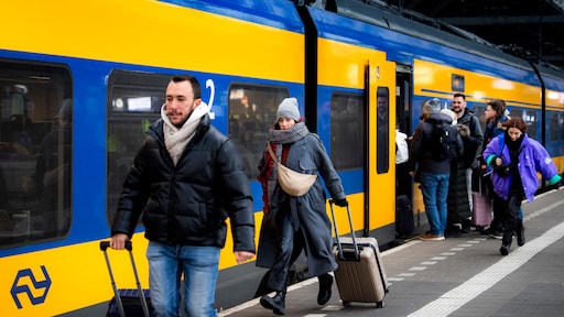 Gammele treinlijn tussen Amsterdam en Rotterdam wordt in 2028 aangepakt