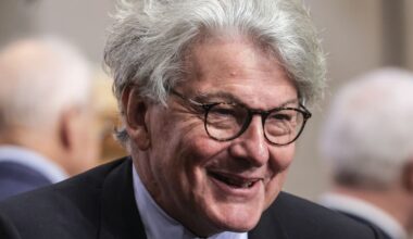 VS leggen visumsancties op aan voormalig EU-commissaris Breton, die strengere regels voor Big Tech ontwierp