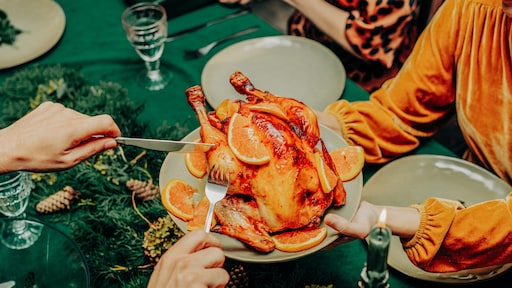 Twee kerstdagen met veel en vet eten? Dit doet het met je lichaam