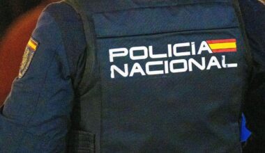 De drie zouden betrokken zijn bij zes onderschepte cocaïnetransporten van in totaal bijna 600 kilo. 