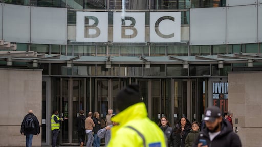 Kinderen met kanker voor miljoenen opgelicht via crowdfunding, ontdekt BBC