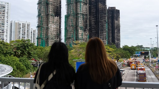 Niet bamboe maar beschermingsmateriaal steigers boosdoener flatbrand Hongkong