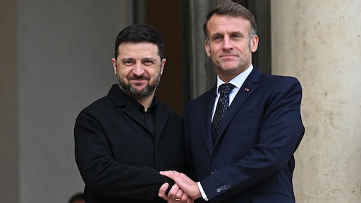 Zelensky maandag naar Londen voor ontmoeting met Starmer, Macron en Merz