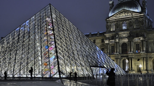 honderden boeken over Egyptische oudheid beschadigd