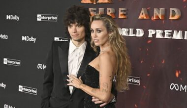 Miley Cyrus verbaasd dat verloving zo lang onder de radar bleef: 'Ben meer beschermend'