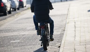 Meisje (14) bestolen van fatbike, jongen (16) gebruikte vuurwapen