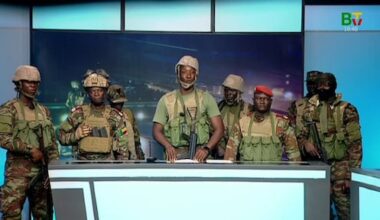 President Benin zegt dat situatie na couppoging volledig onder controle is