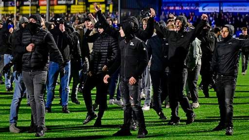 Grote vechtpartij op veld Spakenburg na wedstrijd tegen FC Twente