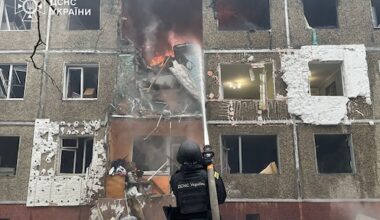 Zelensky had 'zeer goede gesprekken' over vredesdeal, maar aanvallen gaan ook tijdens kerst door