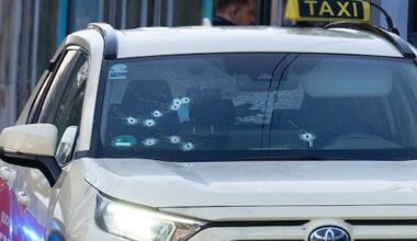 Nederlandse man meerdere keren beschoten in Duitse taxi, zwaargewond naar ziekenhuis