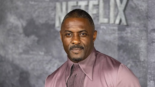 Idris Elba geridderd voor zijn inzet voor jongeren