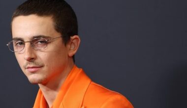 Timothée Chalamet voedt geruchten door track met EsDeeKid