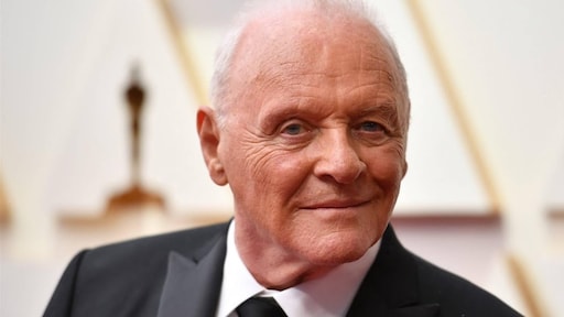 Anthony Hopkins viert halve eeuw zonder alcohol: 'Kies voor het leven'