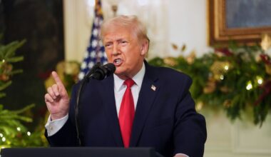 Trump verdedigt economisch beleid in felle tv-toespraak