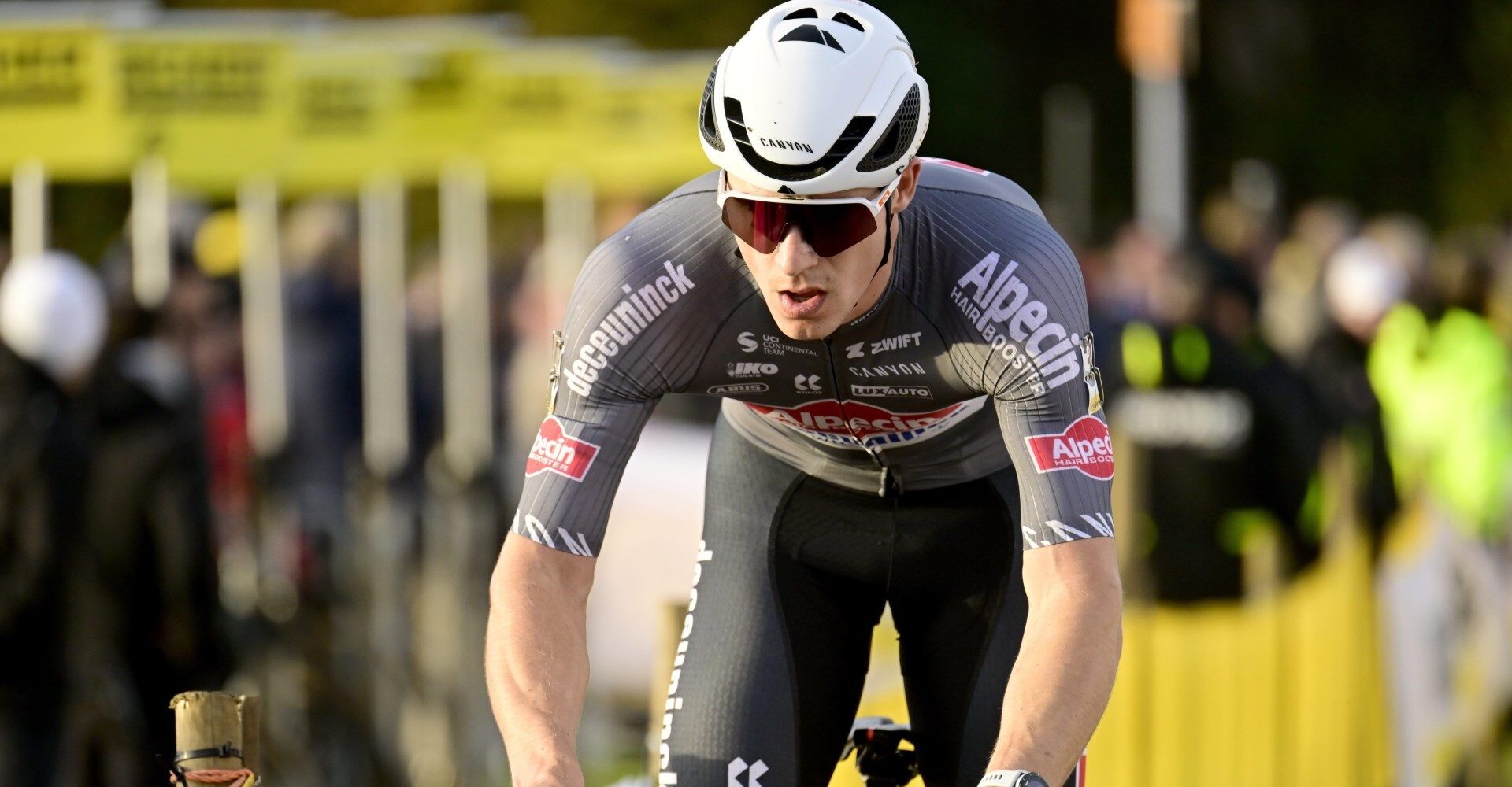 Niels Vandeputte wint spannende Cross Kortrijk