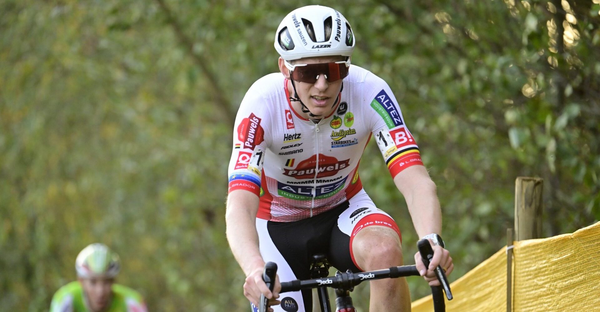 Vanthourenhout vs Kamp: Spannende Exact Cross confrontatie