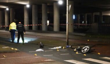 Politie zoekt doorgereden automobilist na aanrijding Sliedrecht; achtergelaten jongen (17) zwaargewond