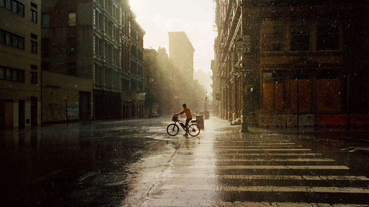 Een teder roofdier in New York: Daniel Arnold tilt straatfotografie naar een hoger niveau