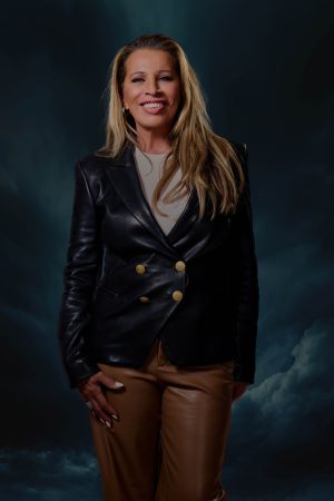 Thumbnail voor Esther Oosterbeek over 'Het zwaard van Damocles': 'Sander heeft echt mijn reet gered'