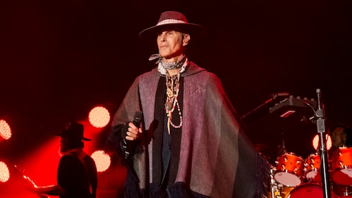 Zanger en leden van rockband Jane's Addiction schikken rechtszaak