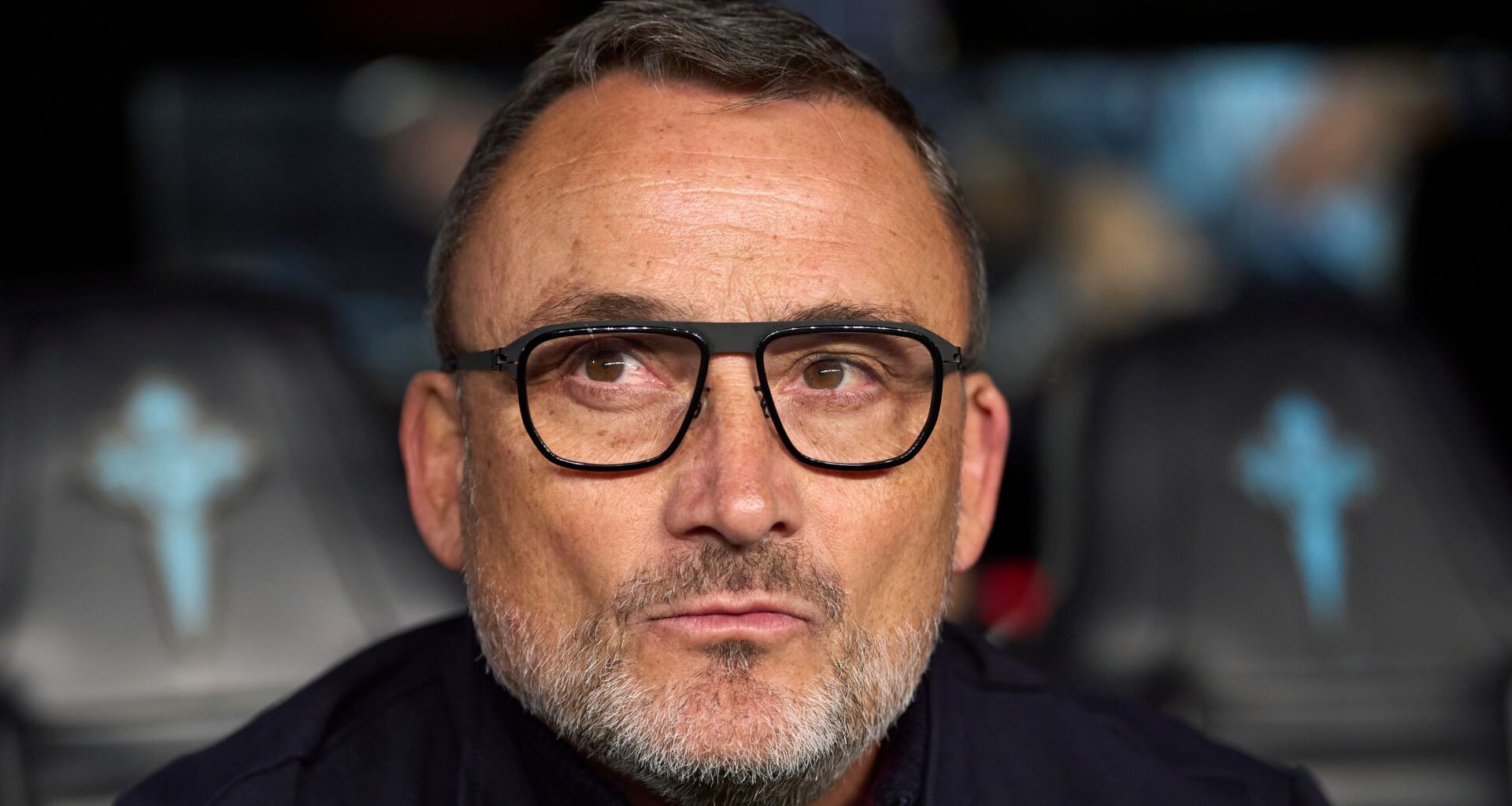 Tegenstander van Go Ahead Eagles neemt afscheid van trainer en stelt direct vervanger aan