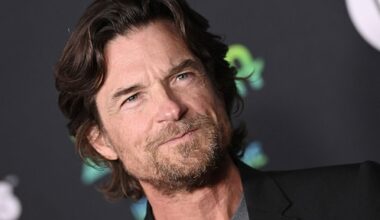 Jason Bateman lacht om zure Ozark-recensie: 'Belangrijk wat publiek vindt'