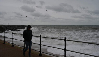 Zondag: stormachtige windstoten tot 80 km/u en regen vanuit het zuiden