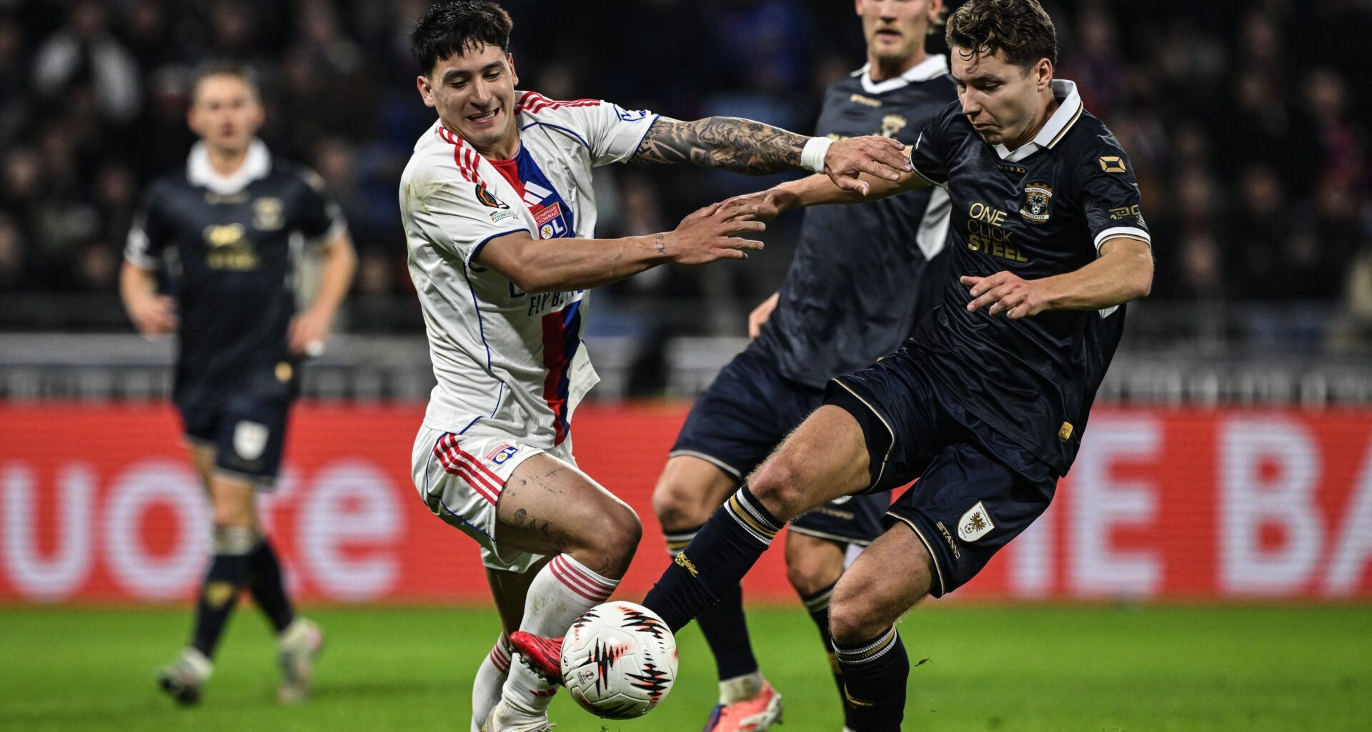 Franse pers ziet wedstrijd van Go Ahead Eagles heel anders dan Nederlandse collega's