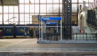 Een twijfelachtige primeur voor Haarlem, de stad waar de spoorvernieuwing nu vastloopt
