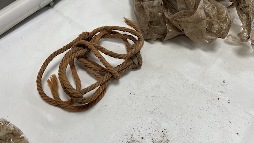 identificatie van lichamen uit massagraven enorme klus