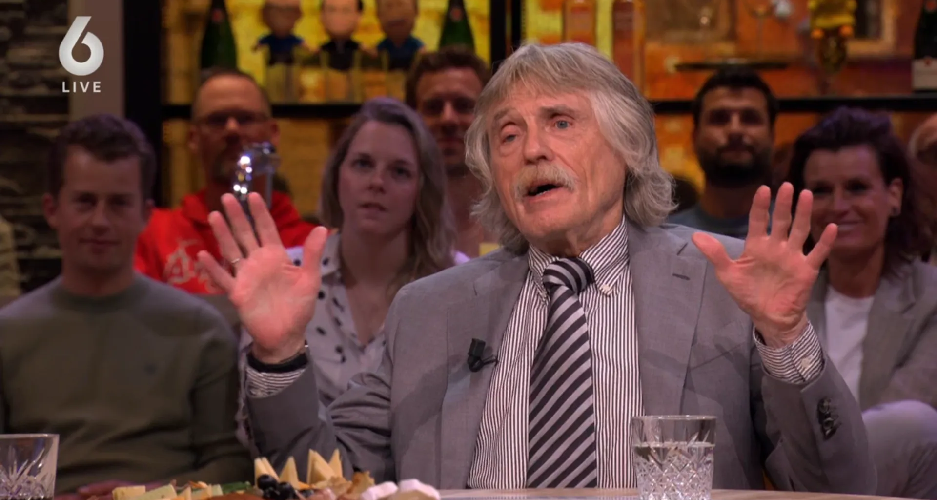 Johan Derksen: 'Als er één iemand ongeschikt is bij Feyenoord, is hij het wel!'