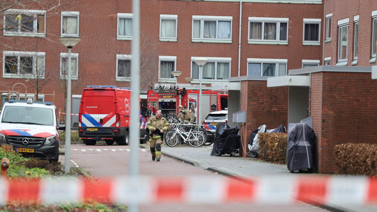 Het Nieuwlandhof in Amsterdam Zuidoost is afgezet wegens ontruiming.