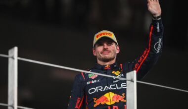 Verstappen woedend op journalist: "Geef je me een stomme grijns?!"