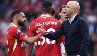 Arne Slot hakt knoop door over terugkeer Salah bij Liverpool; één speler speelt cruciale rol in vredesbesprekingen