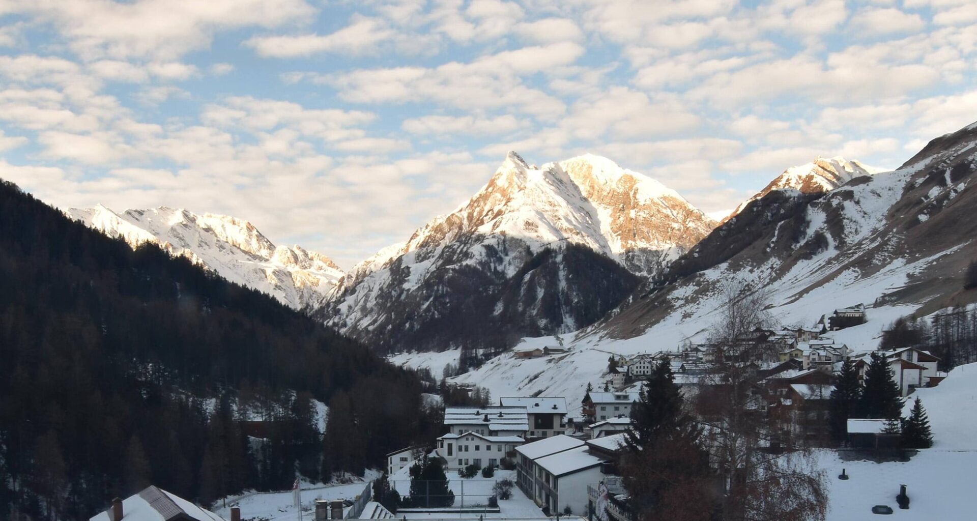 zoveel sneeuw ligt er in bekende skigebieden in Zwitserland