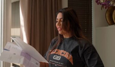 Melisa Schaufeli woest op zoon Nino na vierde boete in Andy & Melisa: 'Met mijn auto?!'