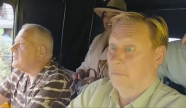 Kijkers genieten van Oos Kesbeke in tuktuk in India: 'We gaan de vangrail in'