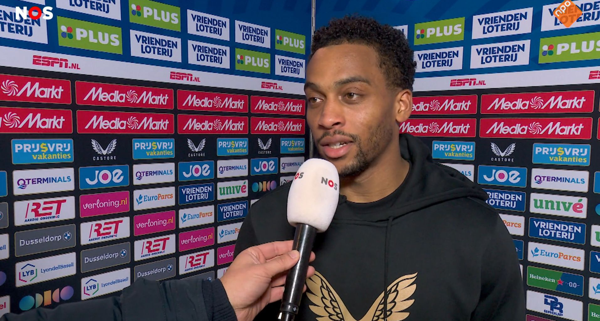Quinten Timber maakt na nederlaag tegen Ajax minachtende opmerking naar NOS-verslaggever