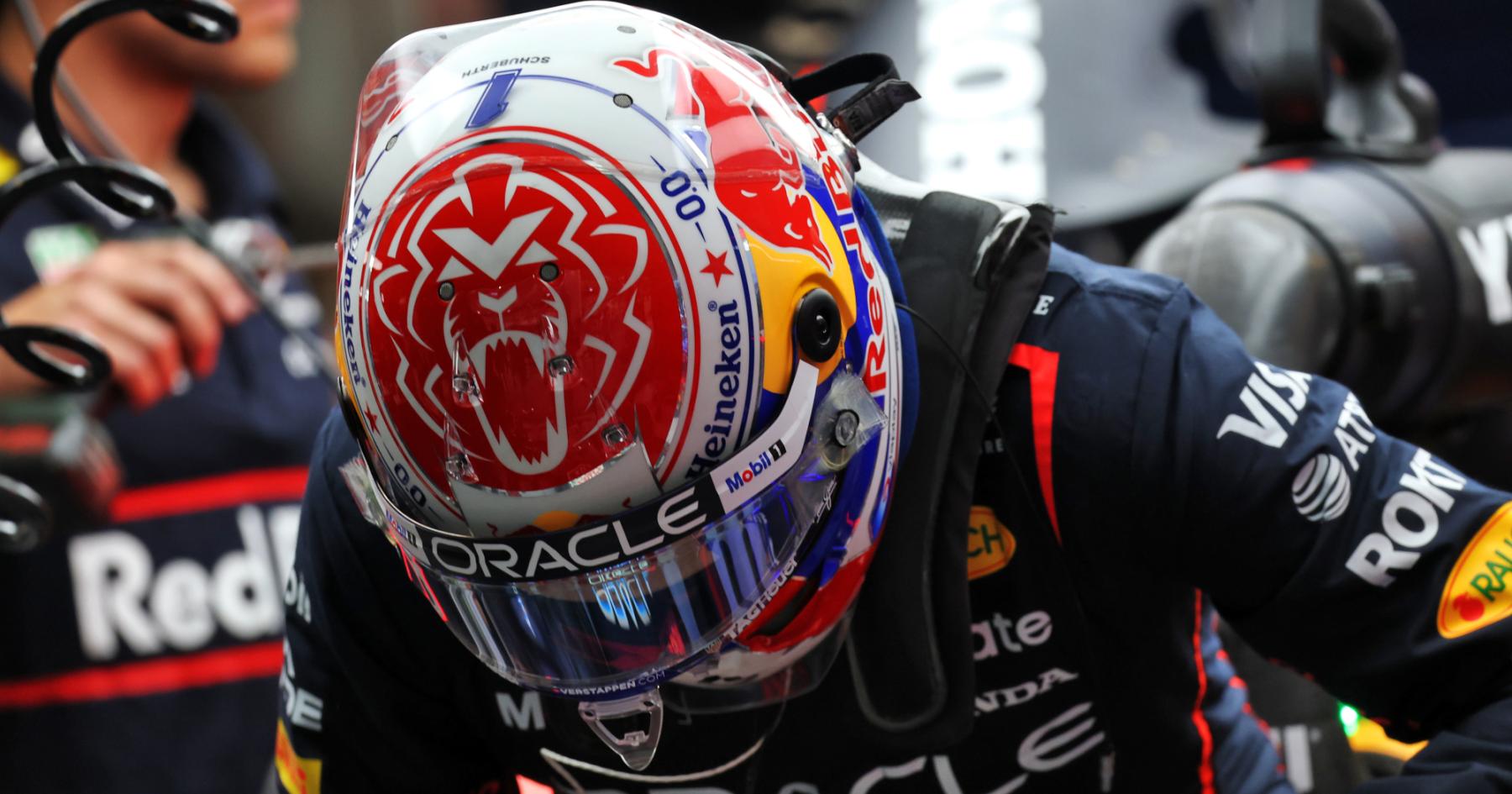 Marko niet gerust op Verstappen vs. McLaren: "Kunnen niet op fouten vertrouwen"