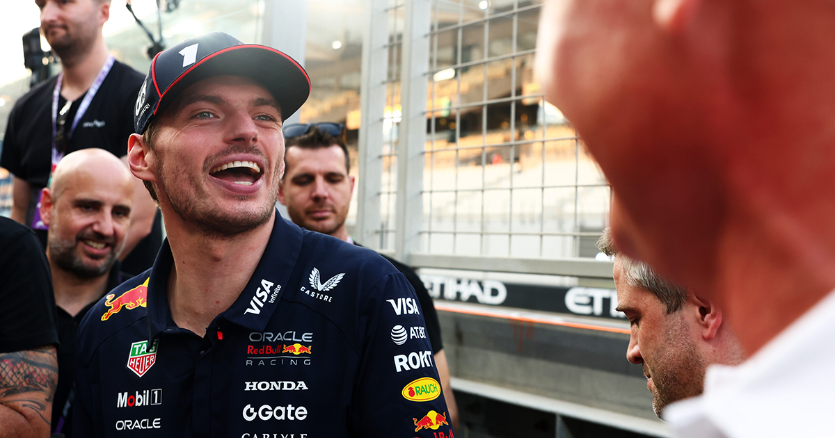 'Ontspannen Max Verstappen krijgt lachers op zijn hand' | Abu Dhabi Update