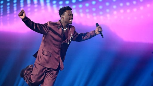 Claude ontmoet paus Leo XIV in Vaticaanstad voor optreden