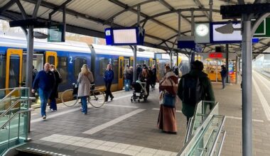 geen reisinformatie beschikbaar in app en op borden