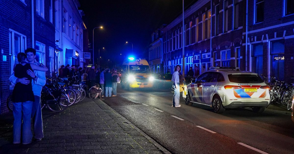 Balkon ingestort tijdens studentenfeest in Zwolle: meerdere mensen gewond - RTV Oost