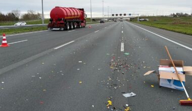 Remmen voor rood, geel en blauw: verkeerschaos door LEGO op de A2 - Omroep Gelderland