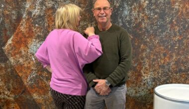 Gabrielle (58) en haar man besloten te gaan swingen, waarbij ze Jaap (64) ontmoetten