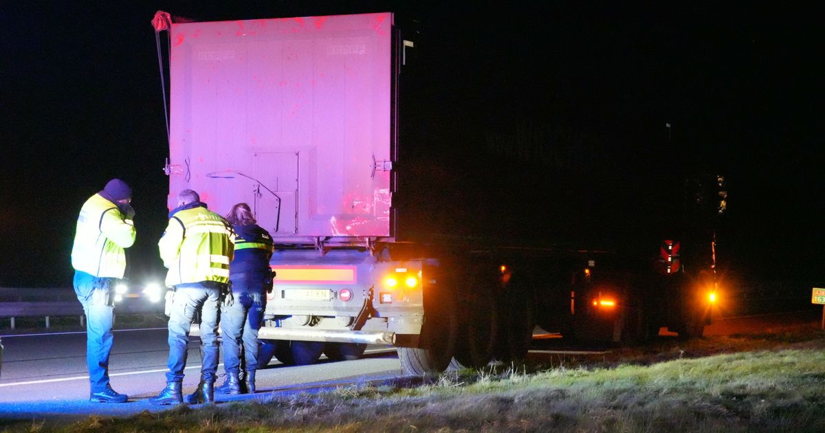 Nacht en ochtend vol ongelukken: gewonde bij botsing op A28