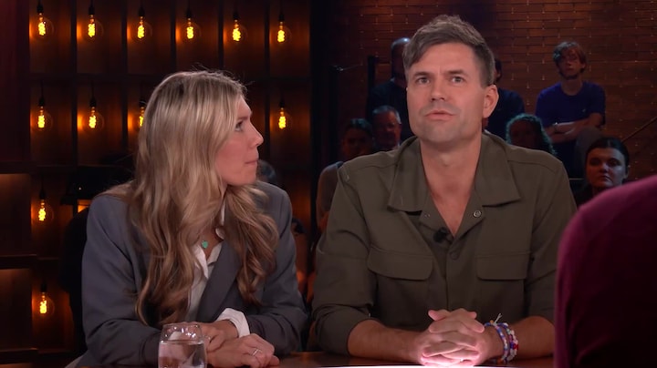 Geëmotioneerde Simon Keizer over nieuwjaarsbrand Volendam: ‘Uiteindelijk heeft hij het niet overleefd’ - RTL.nl