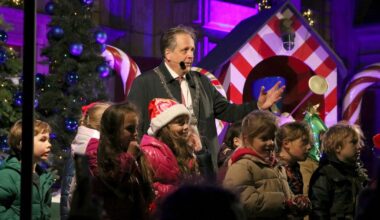 Lichtjesavond met grote lasershow trekt tienduizenden bezoekers: 'Het lijkt net Disneyland' - Omroep West